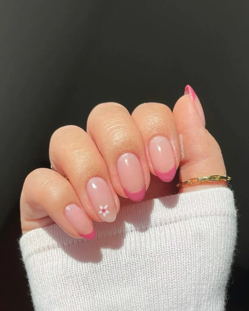 Almond Nails Oval Shape