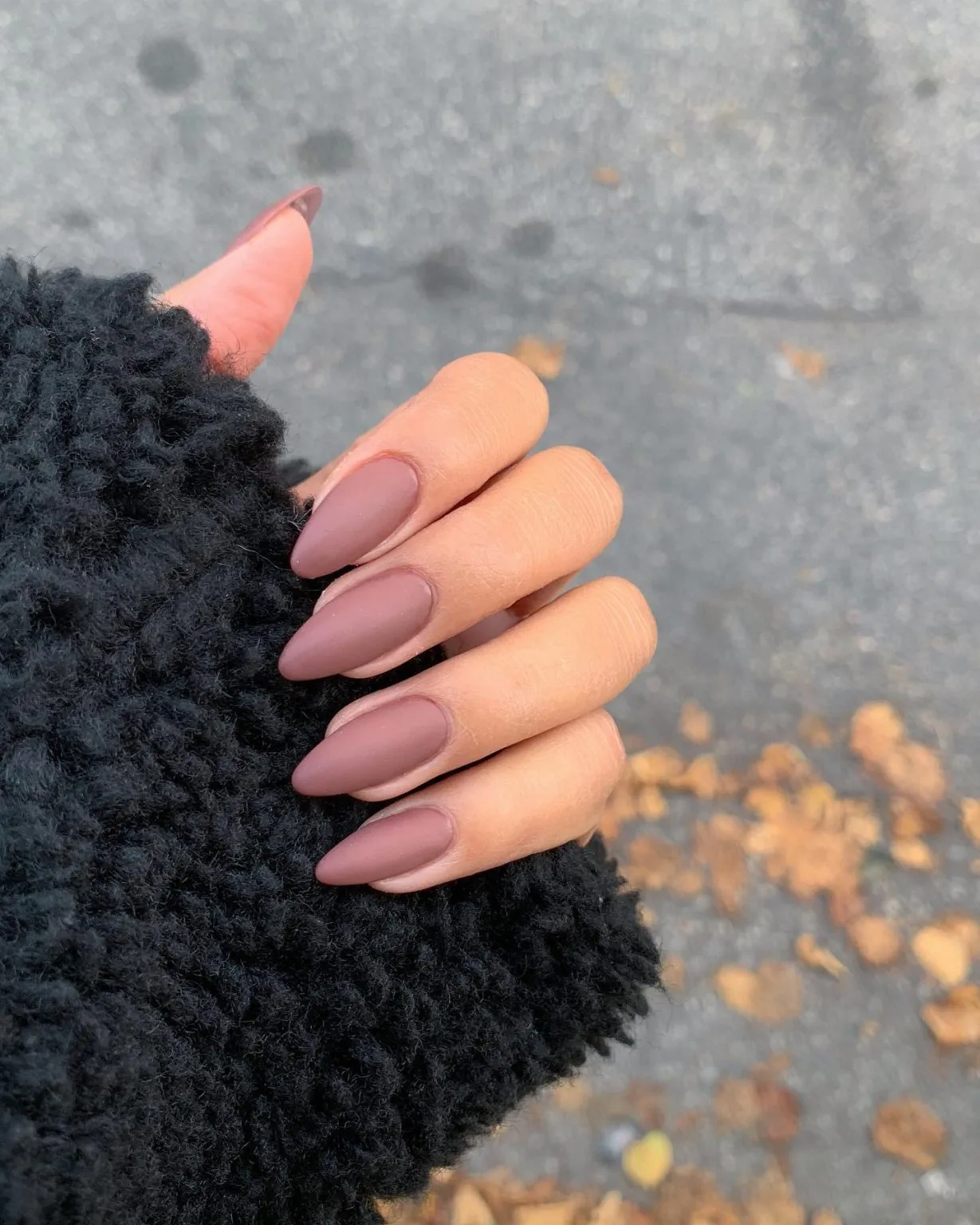 Almond Nails Oval Shape