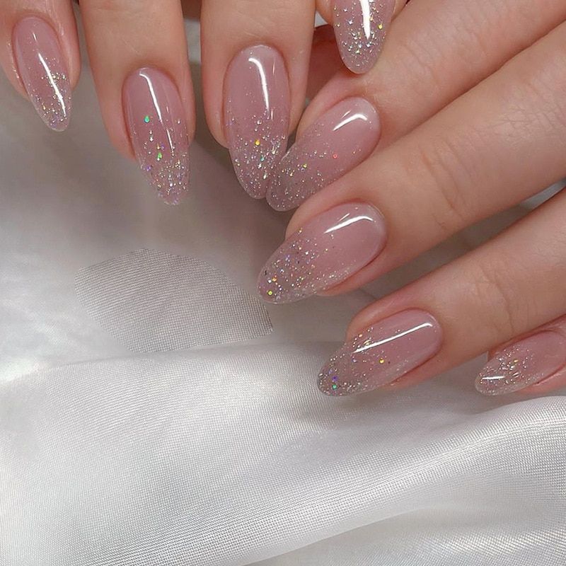 Glitter Accent Nails