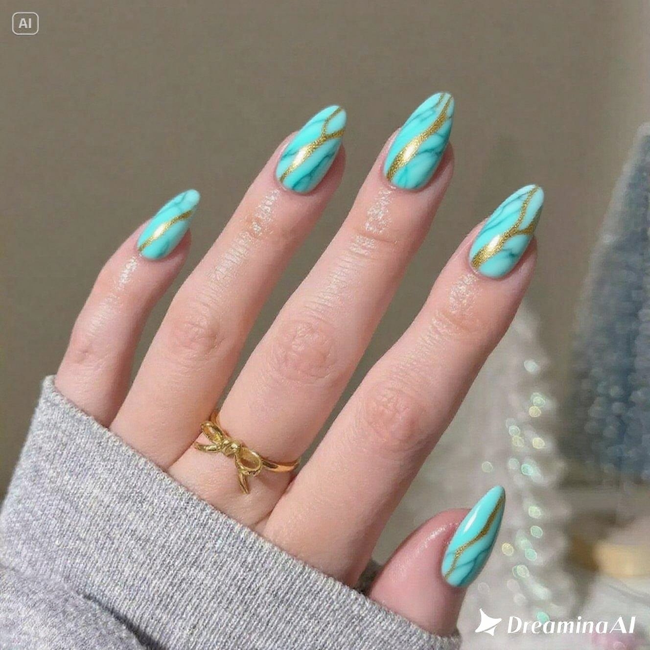 Beachy Waves Nails