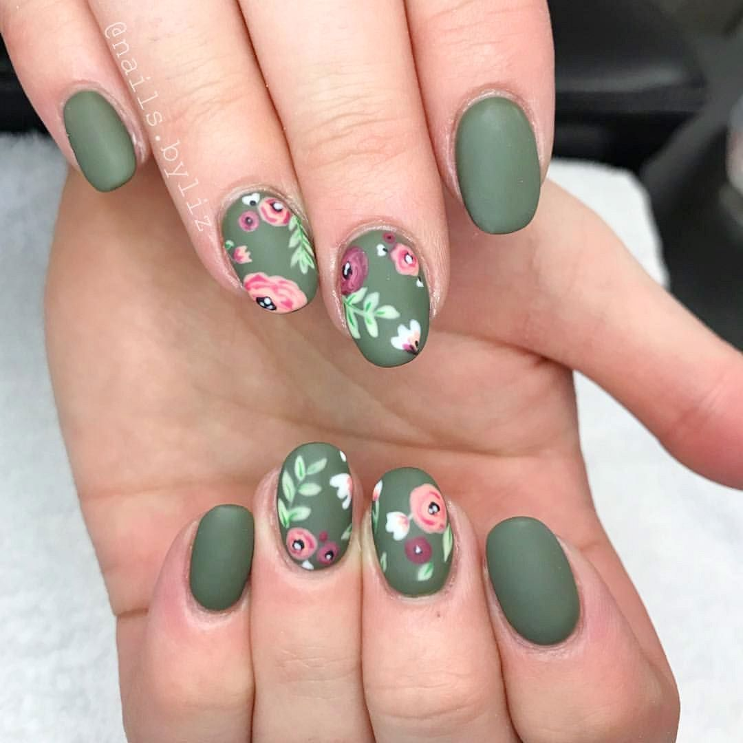 Leaf & Natural Motif Nail