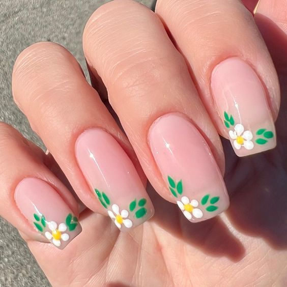 Floral & Mini Flowers Nails