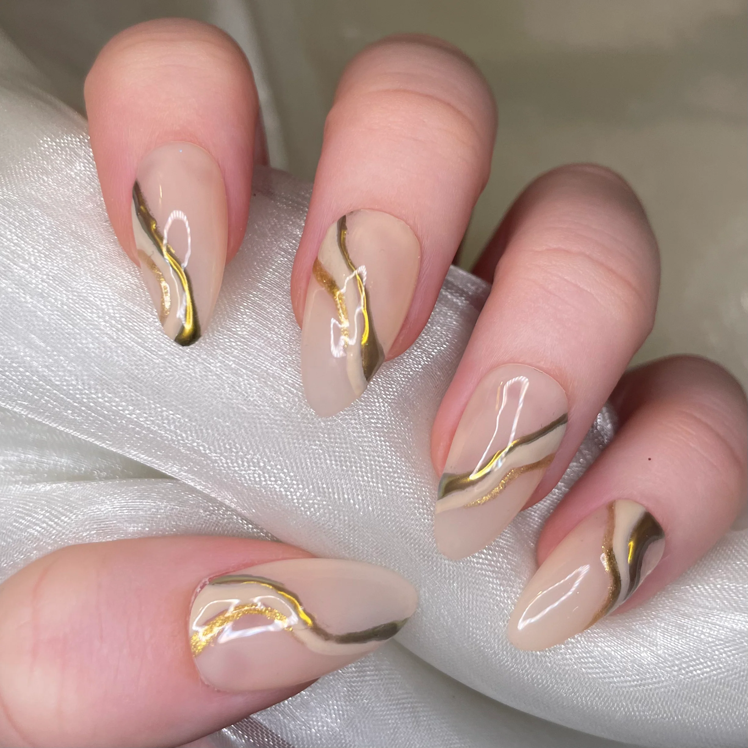 Almond Nails Oval Shape