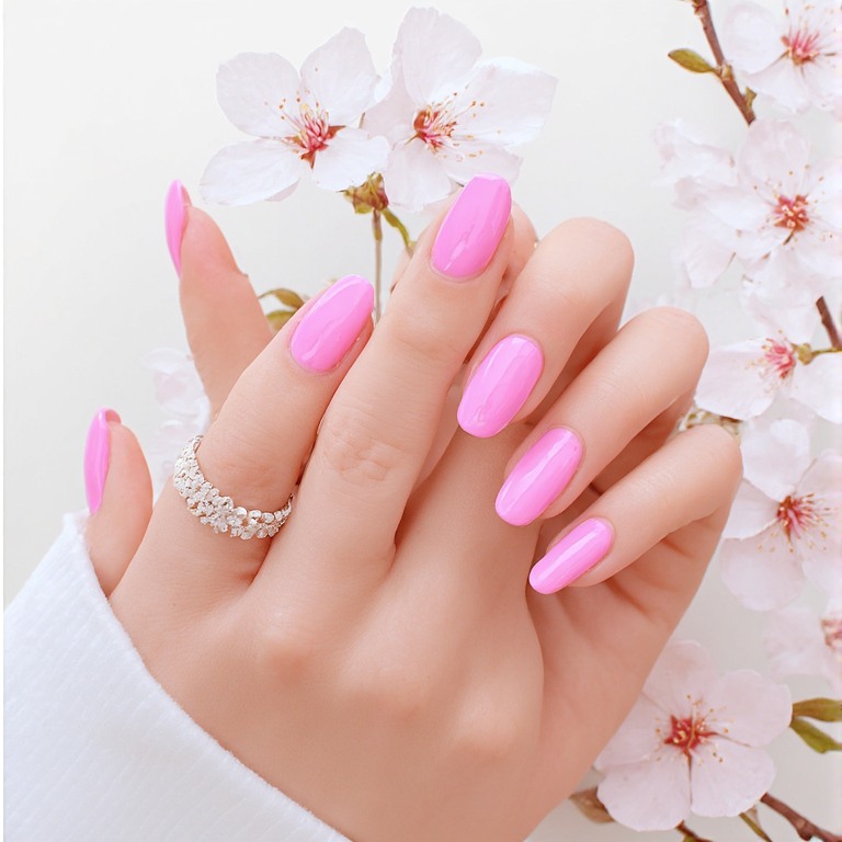 Bright Easter Nail